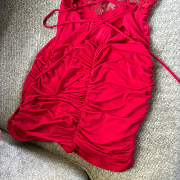 Lucy in the sky Sequin Lace Corset Dress in Red - Picture 5 of 5